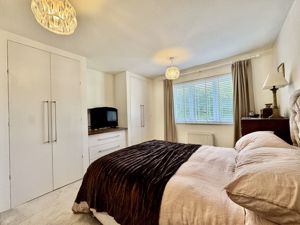 Photo 8- click for photo gallery